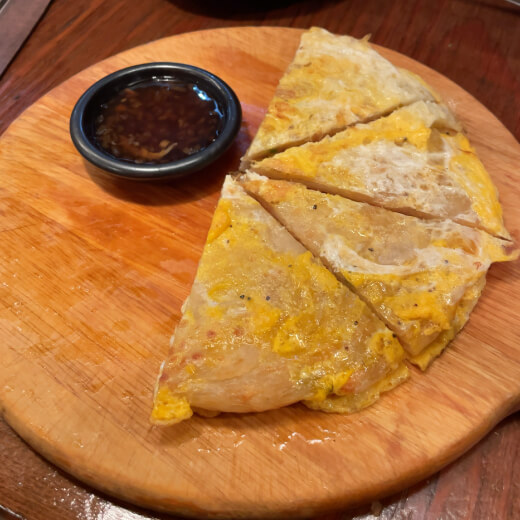 竜　台湾風薄焼きチヂミ